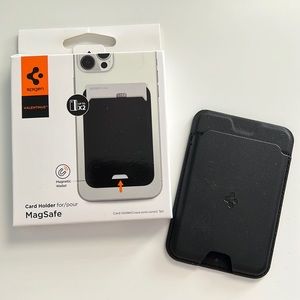 Spigen MagSafe wallet
